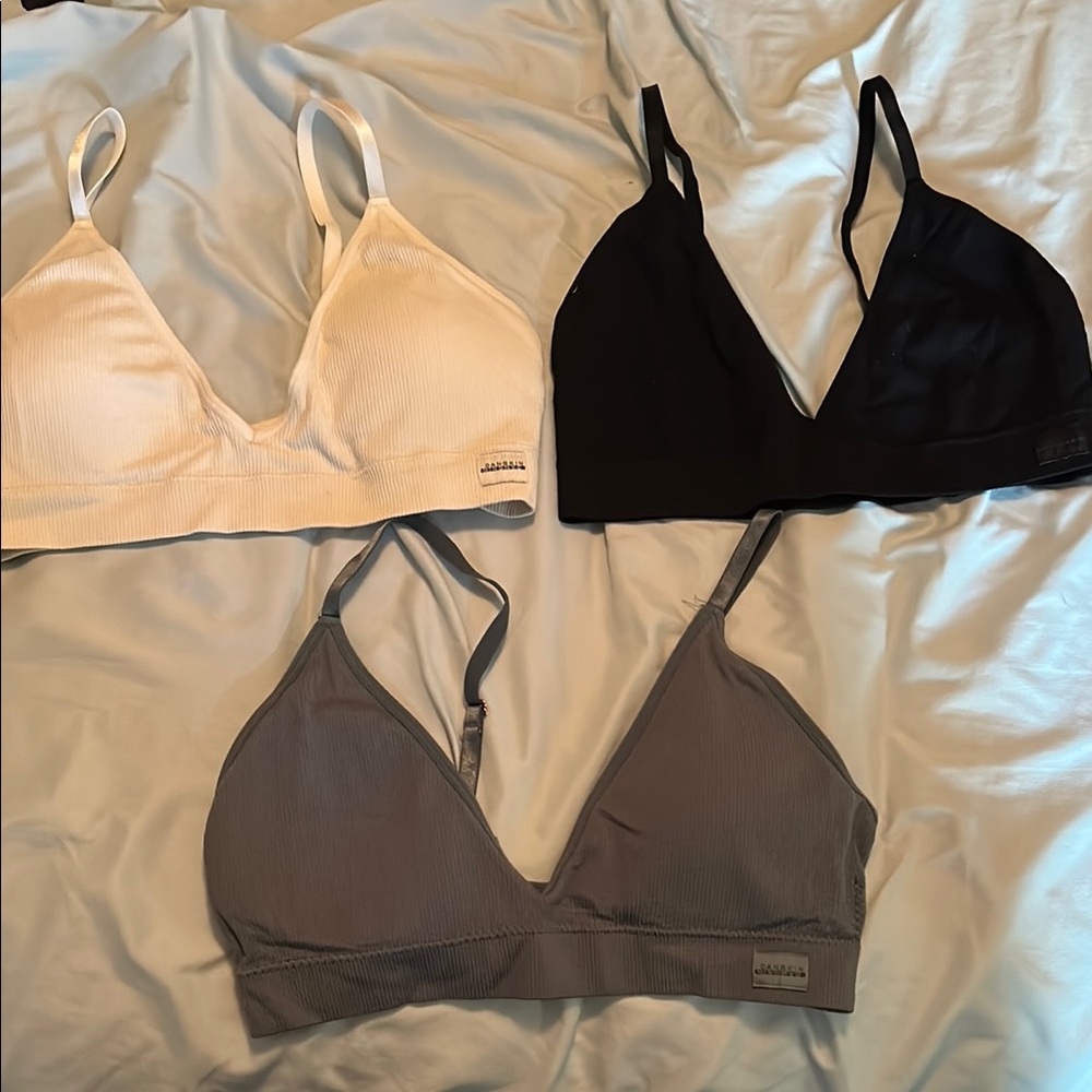 Danskin Black and White Triangle Bras Intimates